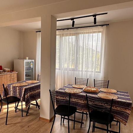 "Panorama" Kakhri Hotel Местия Екстериор снимка