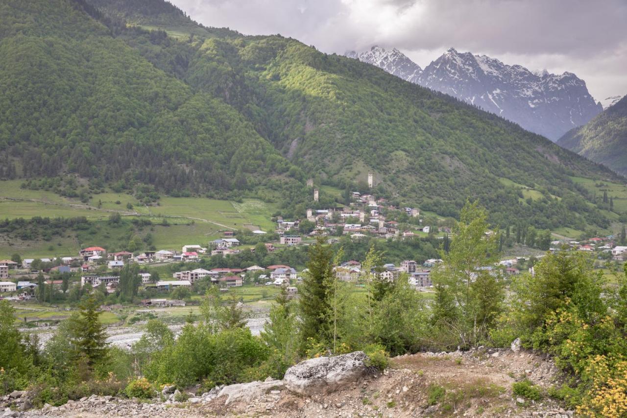 "Panorama" Kakhri Hotel Местия Екстериор снимка