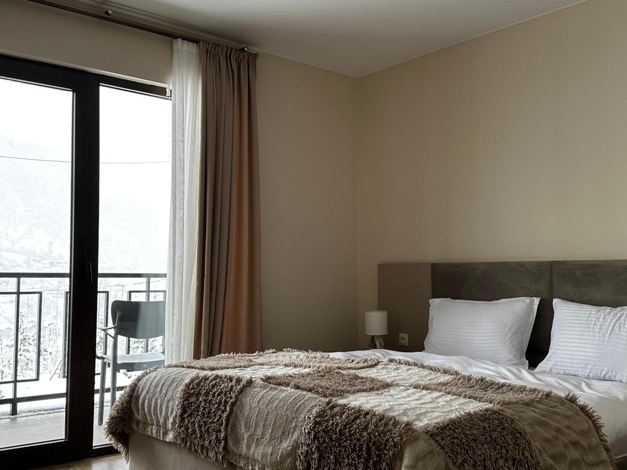 "Panorama" Kakhri Hotel Местия Екстериор снимка