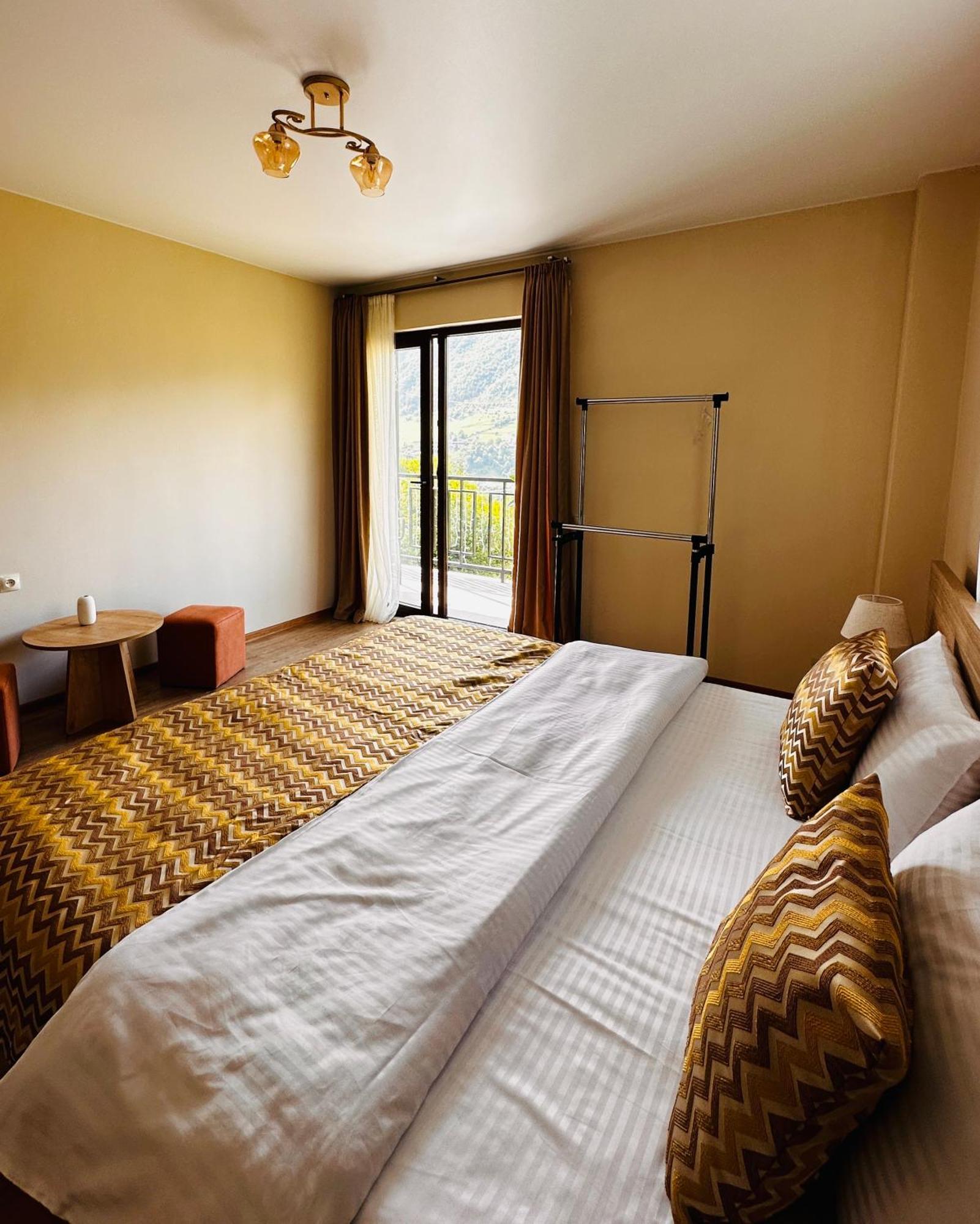 "Panorama" Kakhri Hotel Местия Екстериор снимка